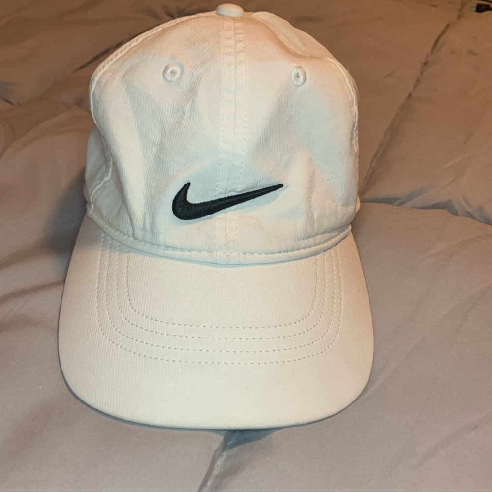 Nike Classic White Cap with Black Logo